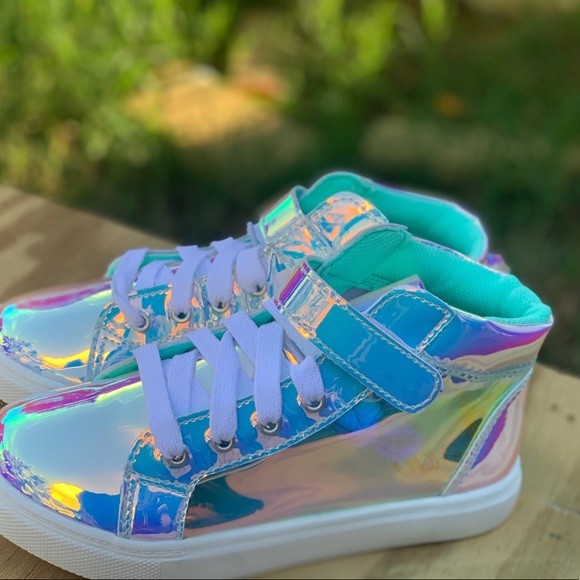 Wonder Nation Girls Iridescent Athletic Shoes Size 15 Wonder